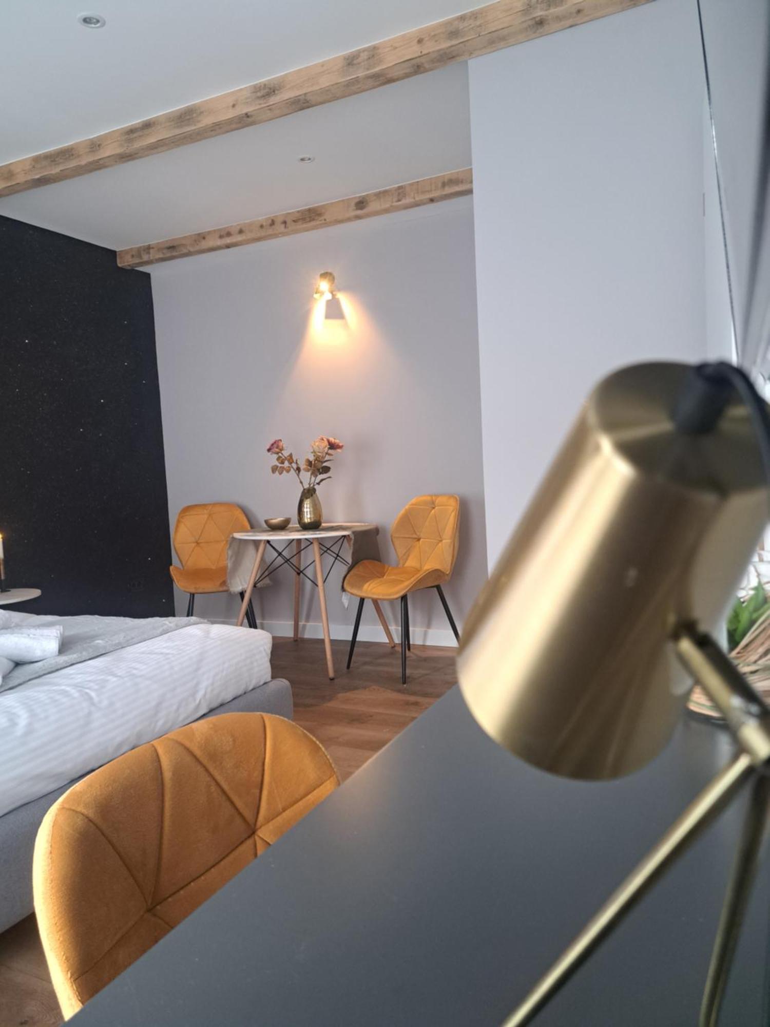 Apartamento Casa Ileana Centrul Vechi Braşov Exterior foto